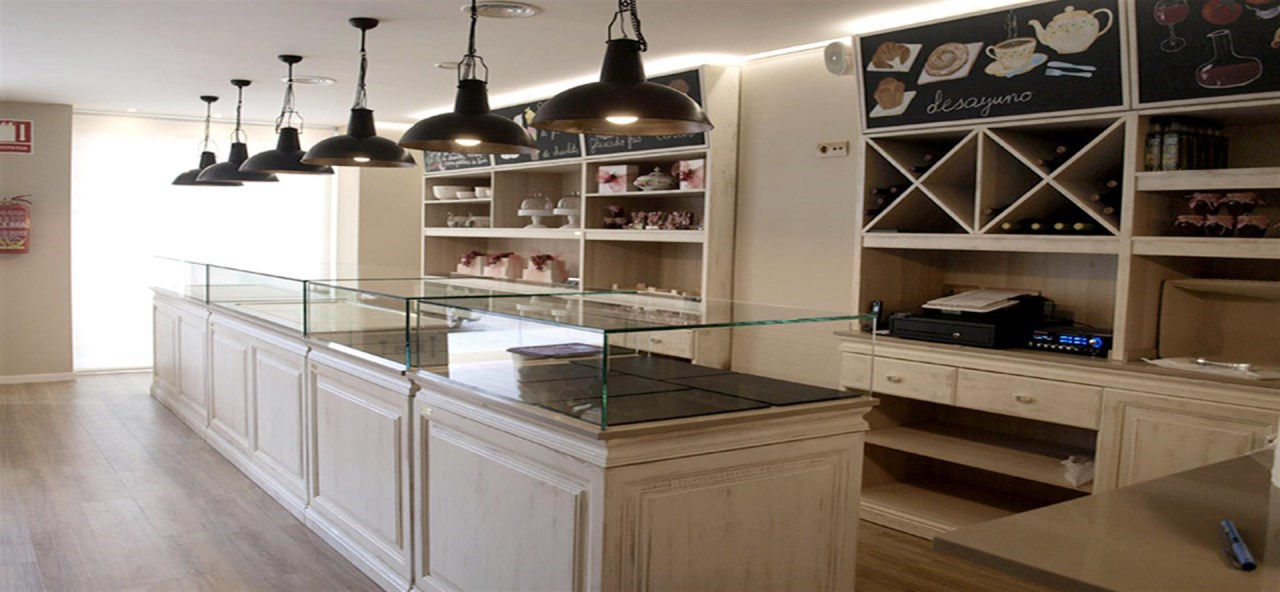 locales madera castellon